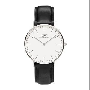 Daniel Wellington Classic 36 mm women’s watch
